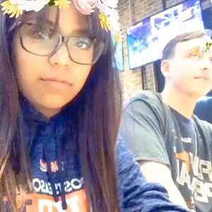 Meet your Posher, Aylin